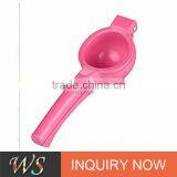 WSCCHH061 Famous and High Quality Plastic Lemon Squeezer thumbnail-1