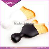 New Curved Face Brush Curved Foundation Brush Korea Makeup Brush thumbnail-4