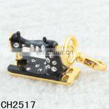 Top Quality Classic Crystal Black Enamel Sewing Machine Charm Pendant
