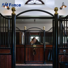 Maßgeschneiderter 12ft vorgefertigter verzinkter Stahlpferdestall zum Verkauf. Luxuriöses tragbares Außenpferdestall mit Dach Stalel thumbnail-5