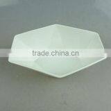White Porcelain Diamond-shaped Dish thumbnail-1