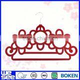 Kimono Plastic Flower Scarf Hanger thumbnail-1