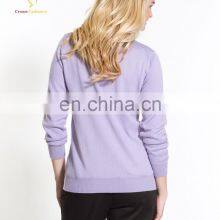 Женская вязаная на станке фиолетовая кардиган-кофта с пуговицами и V-образным вырезом thumbnail-2