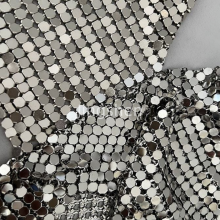 Architektonisches metallisches Sequinfabrik, sequiniertes metallisches Netzgewebe, geeignet für Kleidung, Vorhänge, Tischdecken usw. thumbnail-2