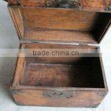 Chinese Style Bronze-coloured Wooden Jewelry Box thumbnail-1