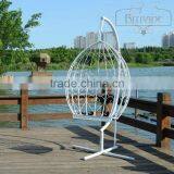 Metal Garden Cradle thumbnail-1