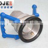 Dry Disconnect Coupling