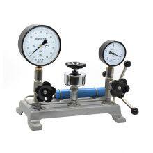 600 Bar Manual Controller Pressure Calibrators Handheld Pump Calibration Gauge thumbnail-2