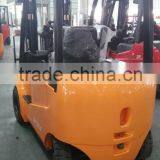 Electric forklift four wheels