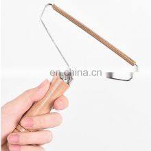 Lint Brush Fuzz Fabric Shaver Manual Sofa Clothes Cleaning Brush Pet Hair Remover Portable Lint Remover thumbnail-2