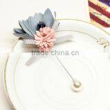 Zm53220a Fashion Handmade Cloth Flower Shape Brooches For Wedding Party And Business Suit thumbnail-2