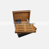 Matte Lacquer Spanish Cedar Cigar Humidor thumbnail-5