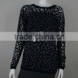 Womens' round neck long sleeve pullover knitted sweater with burn out print