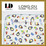 wholesale penguin pattern cartoon lovely 100% cotton kid handkerchief