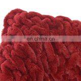 Wholesale Recycling Super Soft Extra Cozy Luxury Embossed Red White Rabbit Faux Fur Throw Blanket for Couch thumbnail-5