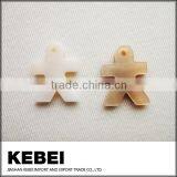 New Fashion Character Shell Button