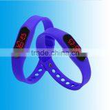 R0805 2016 Digital Sport Led Watch thumbnail-4