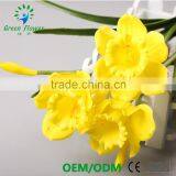 Оптом цветочные букеты 2016 года из многоцветного латекса, искусственных ПУ-цветов - нарциссов, которые кажутся реальными, для свадебных украшений и выставок thumbnail-1