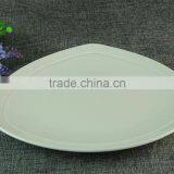 10'' White Triangle Shape Ceramic Plate Irregular Porcelain Plate thumbnail-1