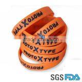 2015 Promotional Embossed Logo Customized Silicone Wrist Band Quality Choice