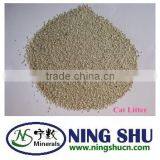 Bentonite Cat Litter as Cats Dogs Clean up Product thumbnail-1