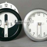 Clock With Movable Dial