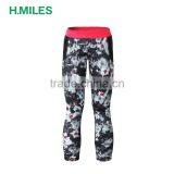 Quick Dry Sublimation Printed Ladies Gym Running Leggings Shiny Seamless Yoga Pants thumbnail-1