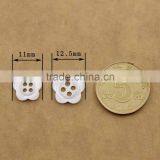 Resin Material Pearl White 2-Holes Flower Fancy Shirt Button For Ladies thumbnail-6