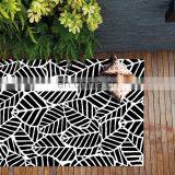 Eco-friendly Outdoor Rug Woven From Straws Make of Premium Recycled Plastic Cheap pp Straw Beach Mat Black and White Leaf thumbnail-4