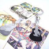 Fashion Jewelry Charming Custom Guitar Shaped Key Chain Quality Choice thumbnail-3