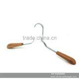 The HEAD Metal Coat Hanger Have Wooden in the Shoulder to Keep Keep Your Clothes in Natural Shape thumbnail-1