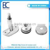 High Quality and Cheap Pirce Angle Stair Handrail Bracket thumbnail-3
