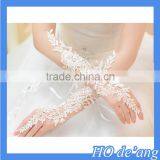 Hogift High Quality Wedding Party White Gloves/Flower Pearl Lace Gloves thumbnail-3