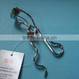 Undee Design Handle Jeweled Eyelash Curler thumbnail-1