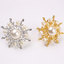 Pretty Style Pearl Metal Napkin Ring Use For Wedding Wholesale thumbnail-1