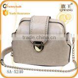 Latest Style Oil Wax Cowhide Shoulder Bag Shell Chain Cross Body Bag With High Quality