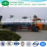 4x2 Dongfeng 3CBM Mini Vacuum Septic Truck thumbnail-4