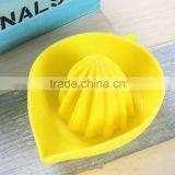 Silicone Manual Lemon Citrus Juicer thumbnail-3