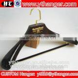 YY0513 Wholesale Luxury Bule Wide Shoulder Clothes Hangers Men Suits Hanger With Velvet Trousers Bar Supplier's Choice thumbnail-4