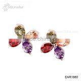 Lucky 18K Gold Four Leaf Clover Shape Diamond Stud Earring thumbnail-1