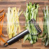 Stainless Steel Julienne Peeler/Vegetable Peeler/Stainless Steel Slicer thumbnail-1