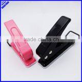 Portable Mini Size Single Hole Paper Punch thumbnail-1