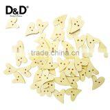 D&D 12PCs/Set Wooden Buttons Heart-Shape Handmade Carved Decorative Buttons Sewing Scrapbooking Crafts 1.9cm*2.4cm thumbnail-2