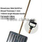 Snow Shovels thumbnail-1
