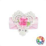 2017 Wholesale Barefoot Sandals With Flower Baby Pink Fold Over Sandals Girls New Stylish Sandals thumbnail-3