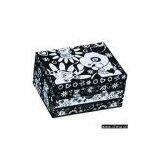 Velvet Box thumbnail-1