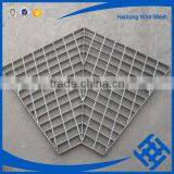 Roof Sheeting Installation Hot Dip Galvanized Steel Grating thumbnail-2