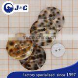 2015 Fashion OEM Tiger Cowrie Shell Button
