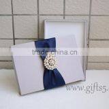 Exclusive Wedding Invitation Boxes in Handmade thumbnail-3