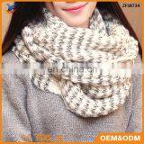 Wholesale Hot Selling Fashion Warm Infinity Loop Knitted Scarf